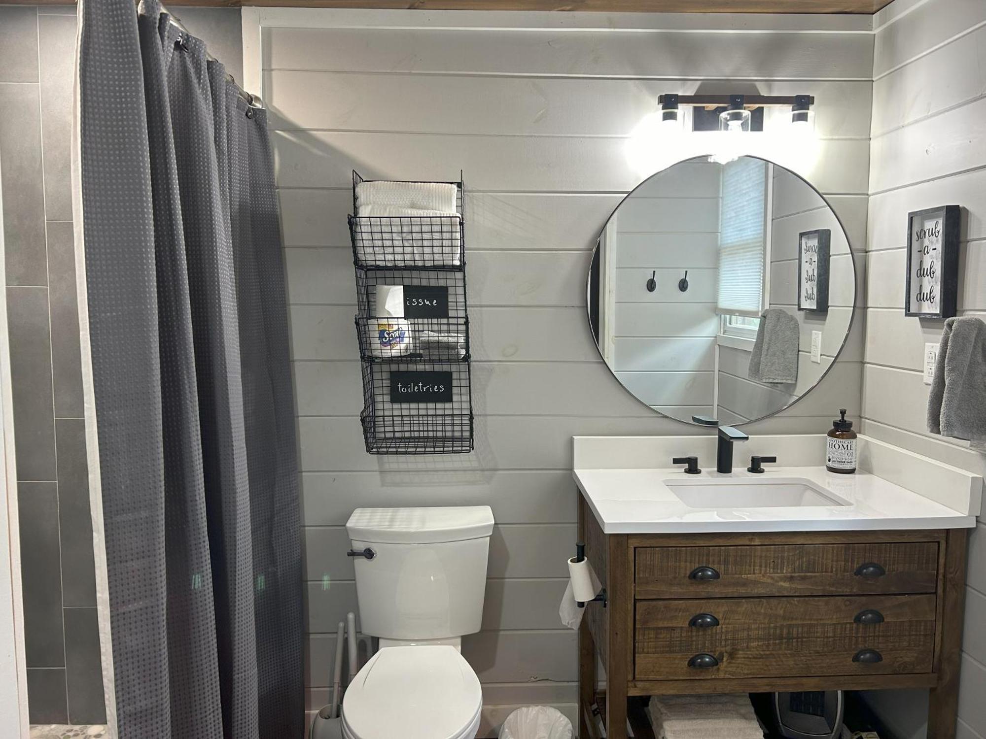 Blissful Nook Tiny Home ~ Cozy Retreat W/ Hot Tub; Near Town And Deep Creek Bryson City Dış mekan fotoğraf